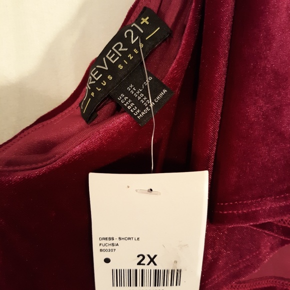 Forever21 One Shoulder Velvet Dress - Picture 7 of 8